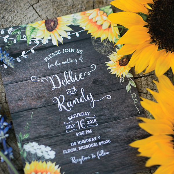 sunflower-wedding-invitation-wedding-theme